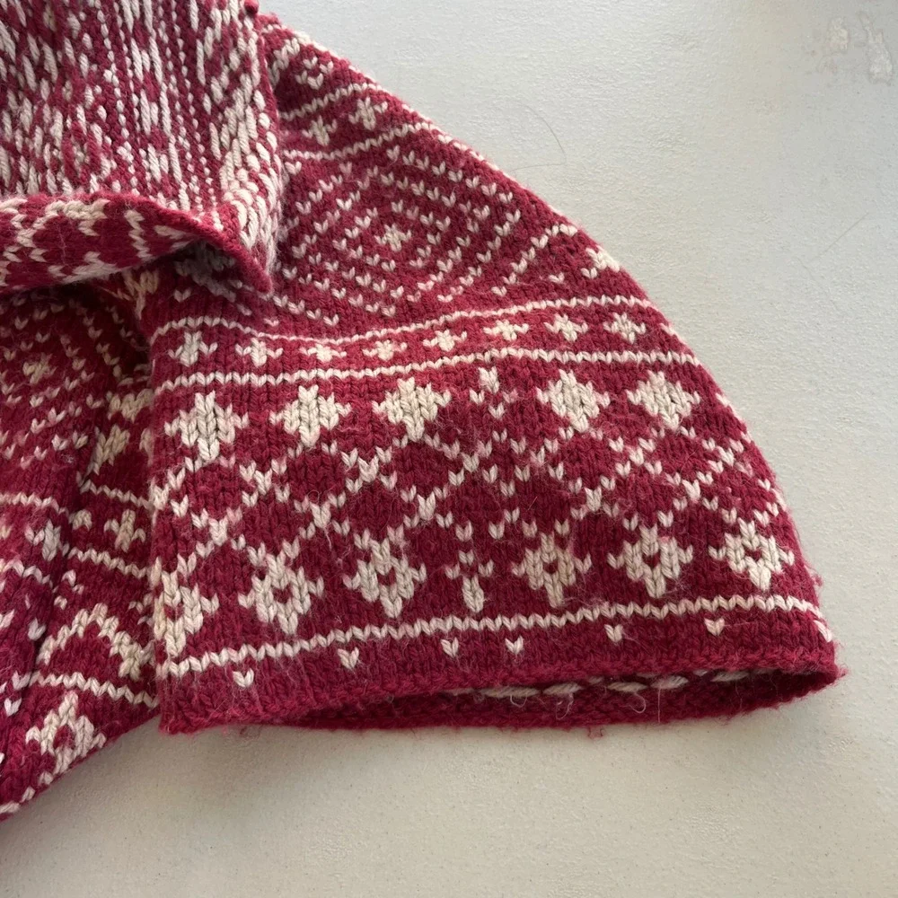Cabi M Red White Fair Isle Wool Blend Pin Closure Knit Wrap Nordic Shrug Sweater
